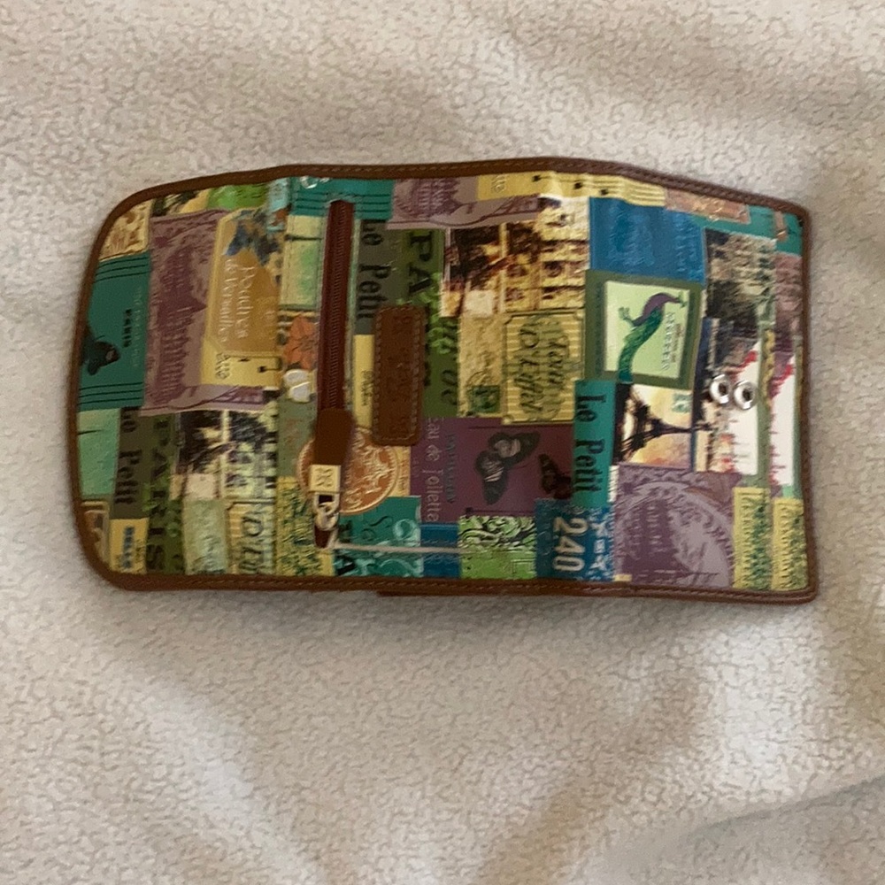 Relic Small Paris Wallet - Picture 4 of 4